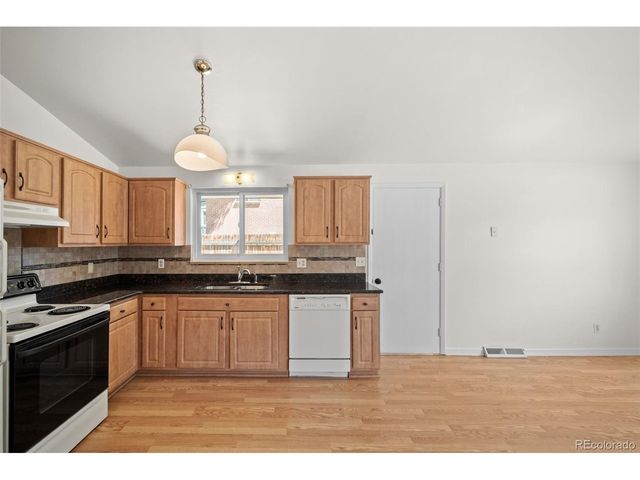 1521 Utah St, Golden, CO 80401