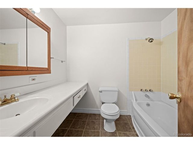 1521 Utah St, Golden, CO 80401