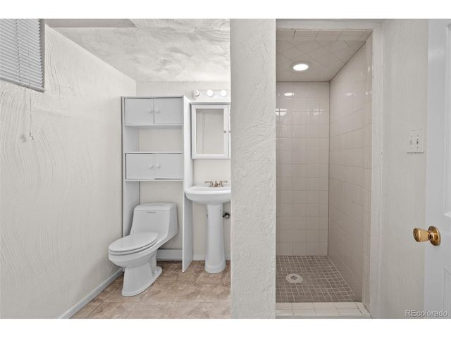 1521 Utah St, Golden, CO 80401