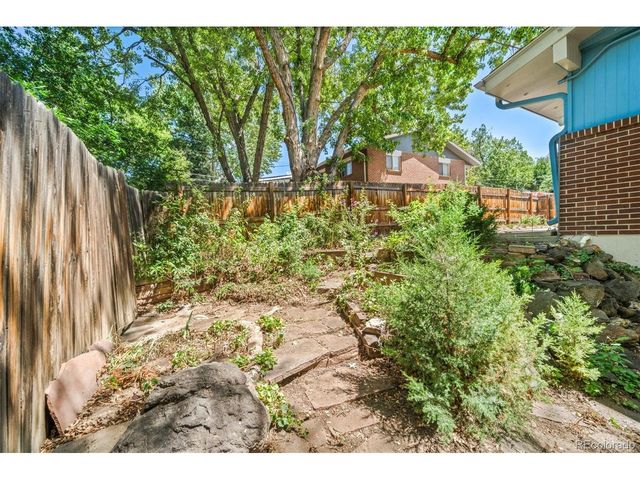 1521 Utah St, Golden, CO 80401