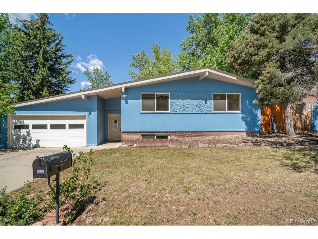 1521 Utah St, Golden, CO 80401