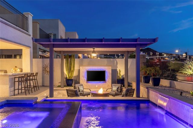 743 Glowing Horizon Street, Henderson, NV 89052