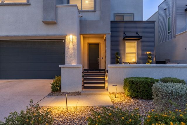 743 Glowing Horizon Street, Henderson, NV 89052