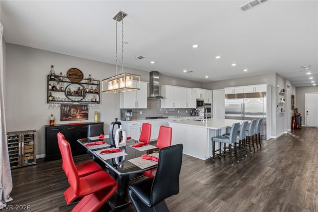 743 Glowing Horizon Street, Henderson, NV 89052