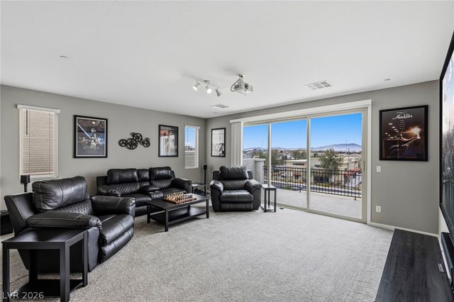 743 Glowing Horizon Street, Henderson, NV 89052