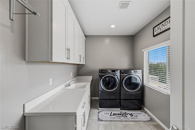743 Glowing Horizon Street, Henderson, NV 89052