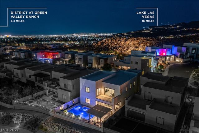 743 Glowing Horizon Street, Henderson, NV 89052