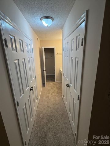 7209 Winery Lane, Charlotte, NC 28227