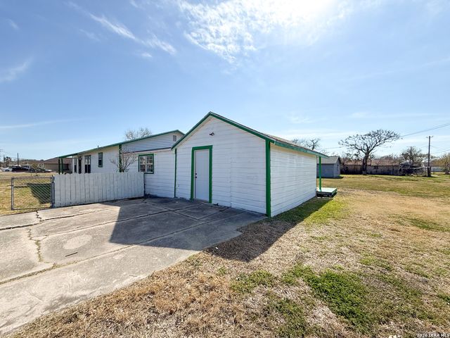 2325 1st, Ingleside, TX 78362