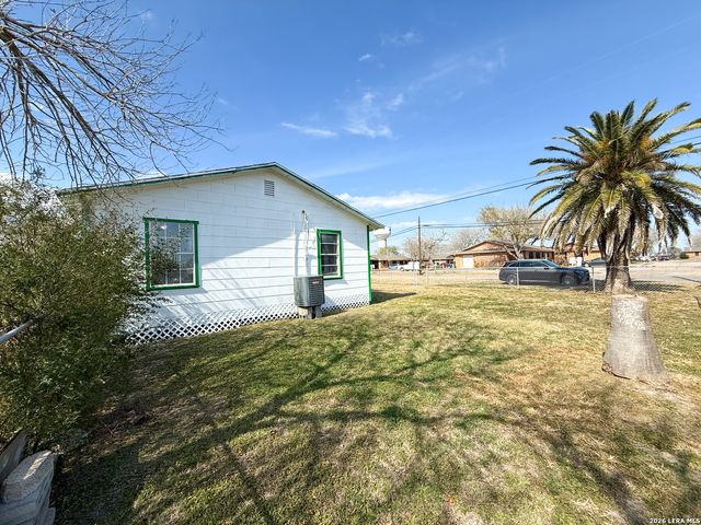 2325 1st, Ingleside, TX 78362