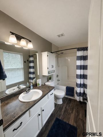 6751 S 181 Court, Omaha, NE 68135