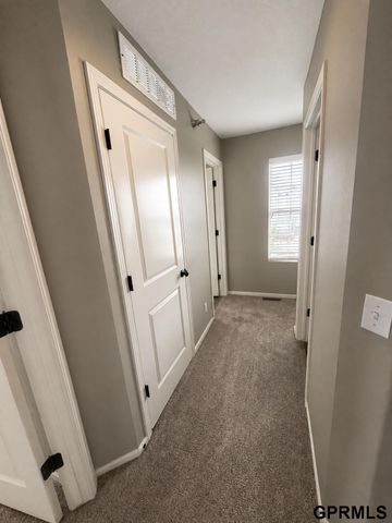 6751 S 181 Court, Omaha, NE 68135