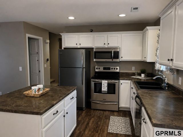 6751 S 181 Court, Omaha, NE 68135