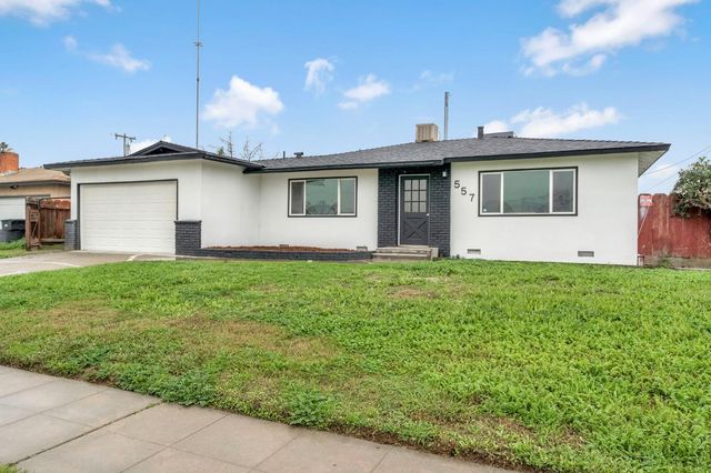 557 E Fantz Avenue, Fresno, CA 93706