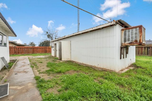 557 E Fantz Avenue, Fresno, CA 93706