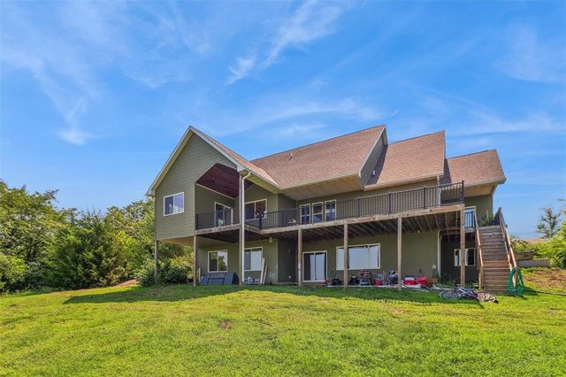 7501 Onyx Trail, Indianola, IA 50125