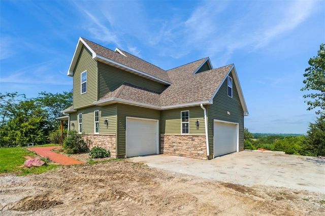 7501 Onyx Trail, Indianola, IA 50125