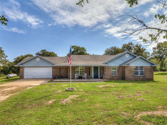 4601 Skyhawk Drive, Noble, OK 73068