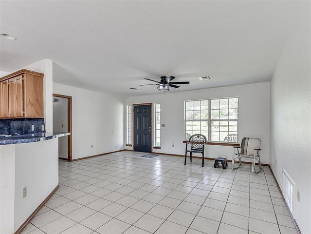 4601 Skyhawk Drive, Noble, OK 73068