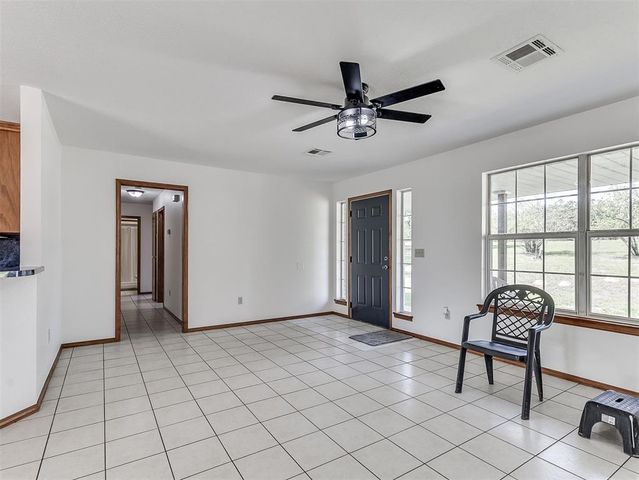 4601 Skyhawk Drive, Noble, OK 73068