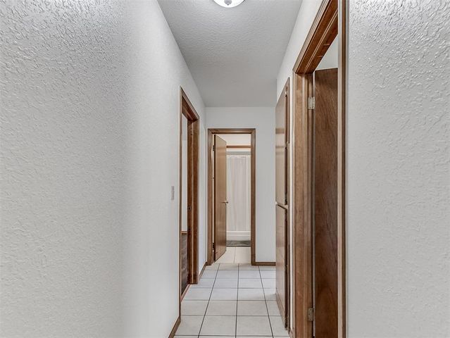 4601 Skyhawk Drive, Noble, OK 73068