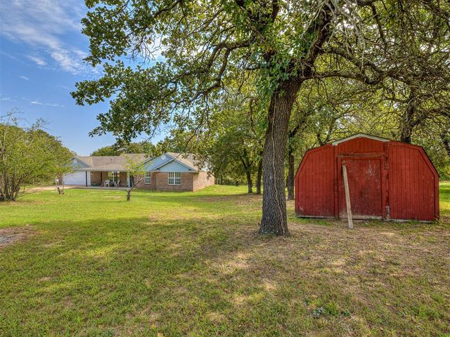 4601 Skyhawk Drive, Noble, OK 73068