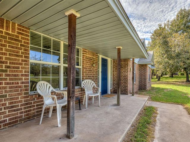 4601 Skyhawk Drive, Noble, OK 73068