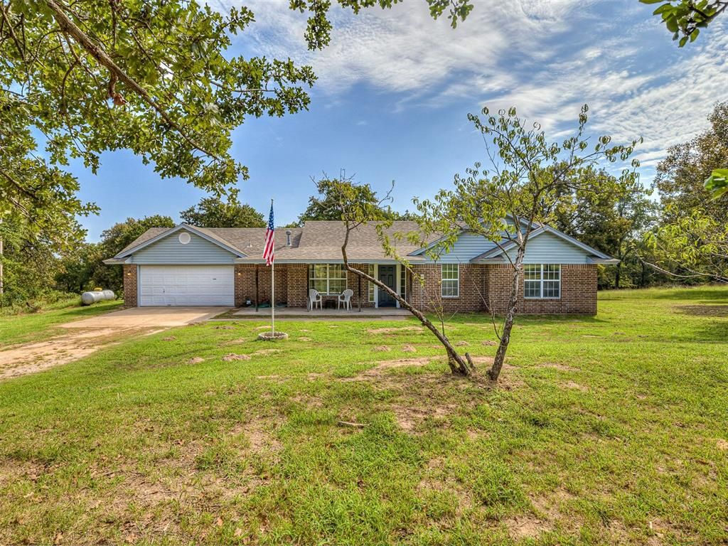 4601 Skyhawk Drive, Noble, OK 73068