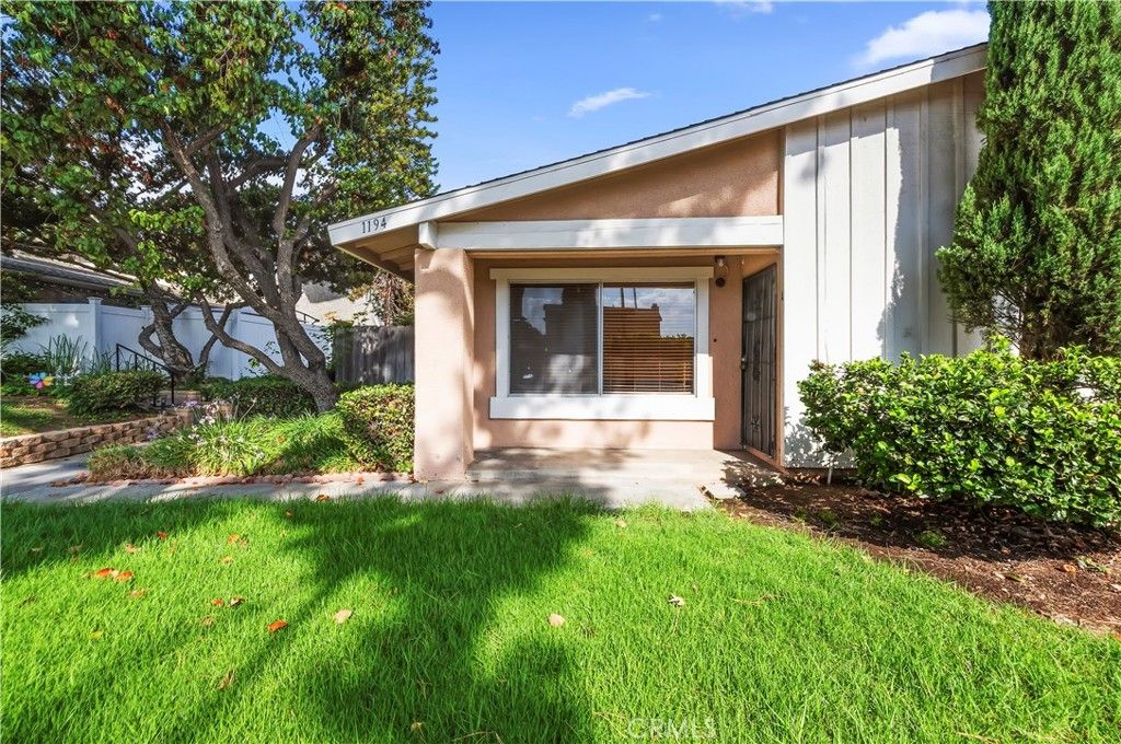1194 Border A, Corona, CA 92882 — photo 5