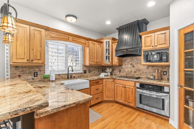 9525 S CARRIAGE CHASE LN, Sandy, UT 84092