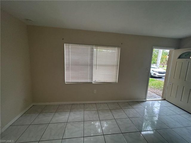 319 Montgomery AVE, Fort Myers, FL 33905