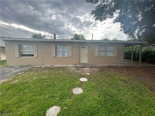 319 Montgomery AVE, Fort Myers, FL 33905