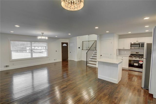 678 Church NW Street, Atlanta, GA 30318