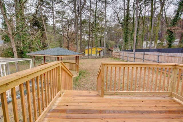 678 Church NW Street, Atlanta, GA 30318