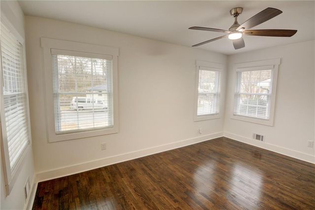 678 Church NW Street, Atlanta, GA 30318