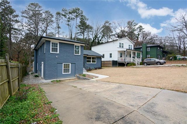 678 Church NW Street, Atlanta, GA 30318