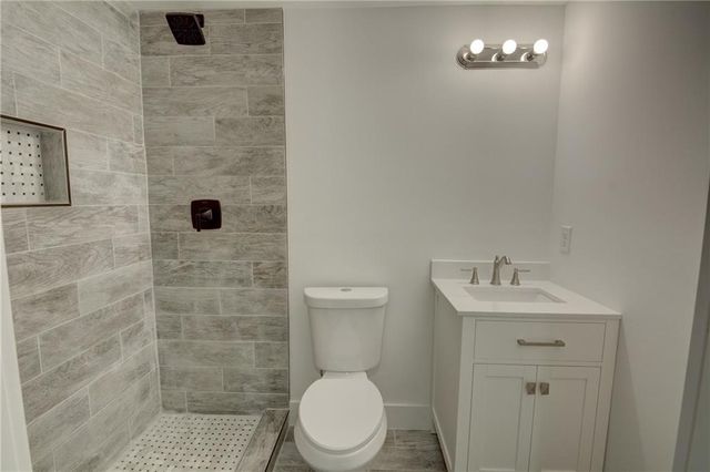 678 Church NW Street, Atlanta, GA 30318