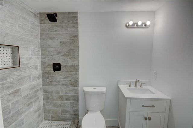 678 Church NW Street, Atlanta, GA 30318