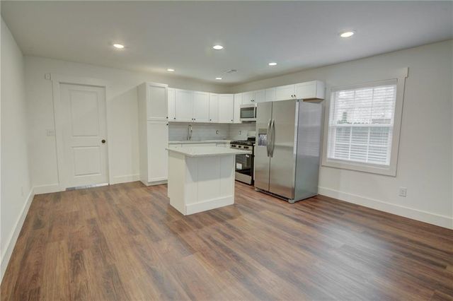 678 Church NW Street, Atlanta, GA 30318