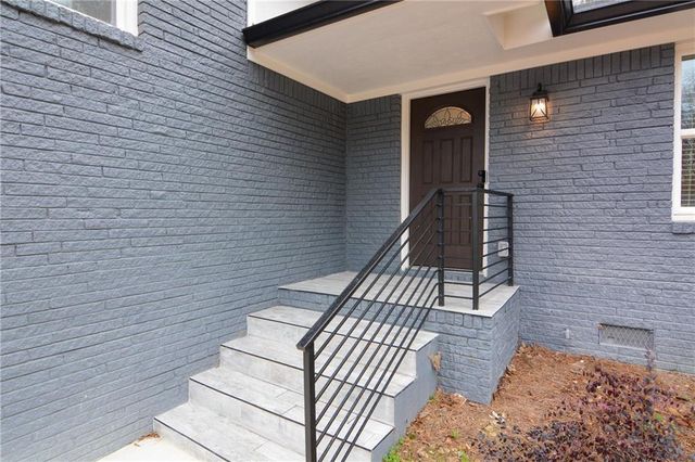 678 Church NW Street, Atlanta, GA 30318