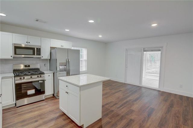 678 Church NW Street, Atlanta, GA 30318