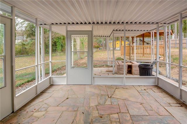 678 Church NW Street, Atlanta, GA 30318