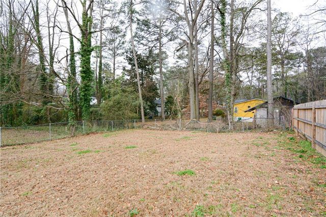 678 Church NW Street, Atlanta, GA 30318