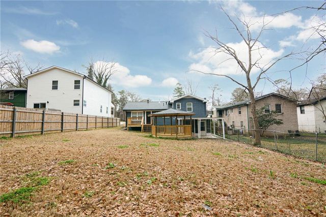 678 Church NW Street, Atlanta, GA 30318