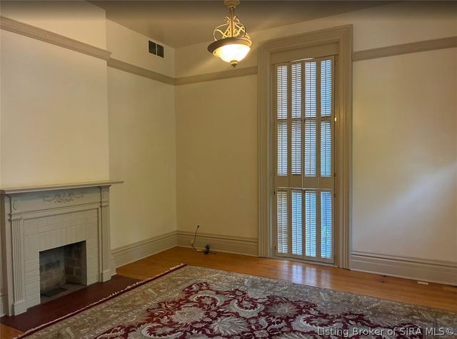 512 E Main Street 1, Madison, IN 47250