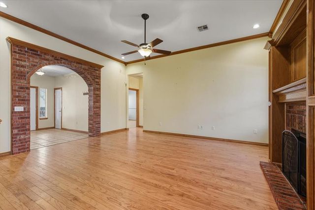 901 Autumn Way, Blanchard, OK 73010