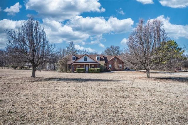 901 Autumn Way, Blanchard, OK 73010