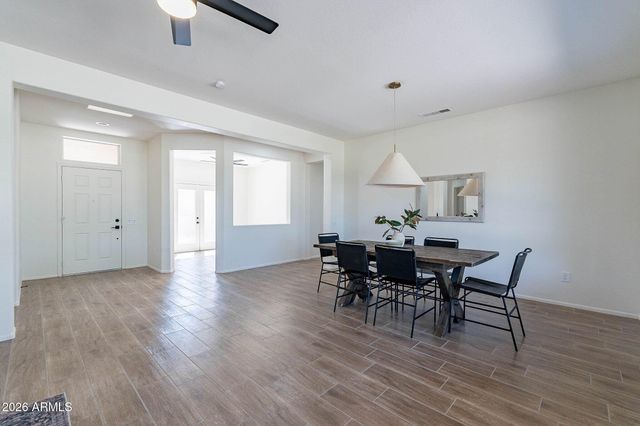 22408 N LAS VEGAS Drive, Sun City West, AZ 85375