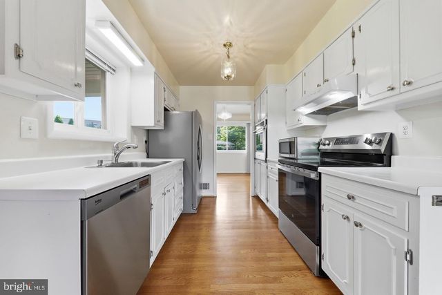 11601 GOWRIE CT, Potomac, MD 20854