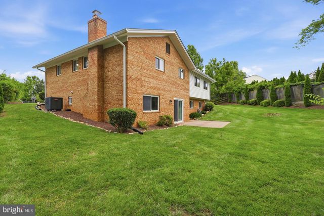 11601 GOWRIE CT, Potomac, MD 20854